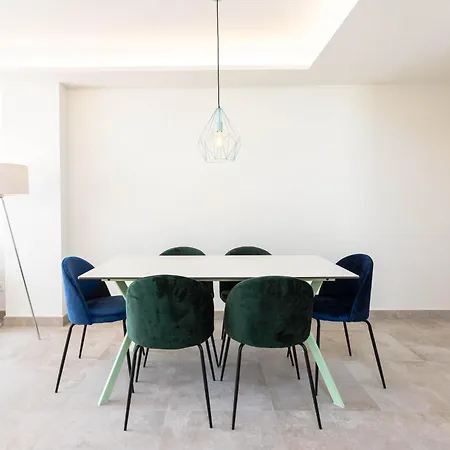 Infinity Luxury Apartment,