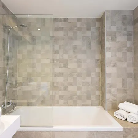 Apartment Infinity Luxury Apartment,